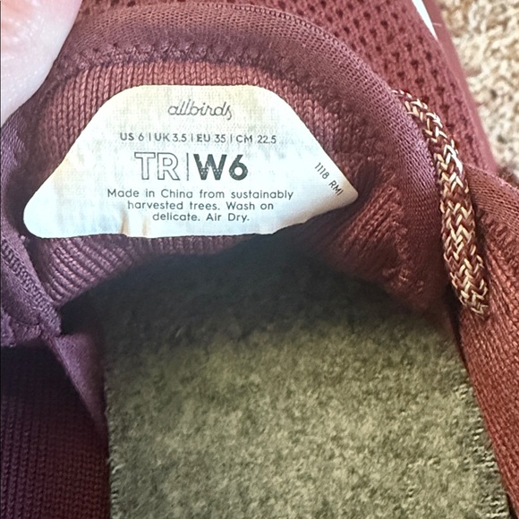 Allbirds Burgundy Tree Runner Sneakers with White Soles Women's Size 6 - Picture 7 of 7